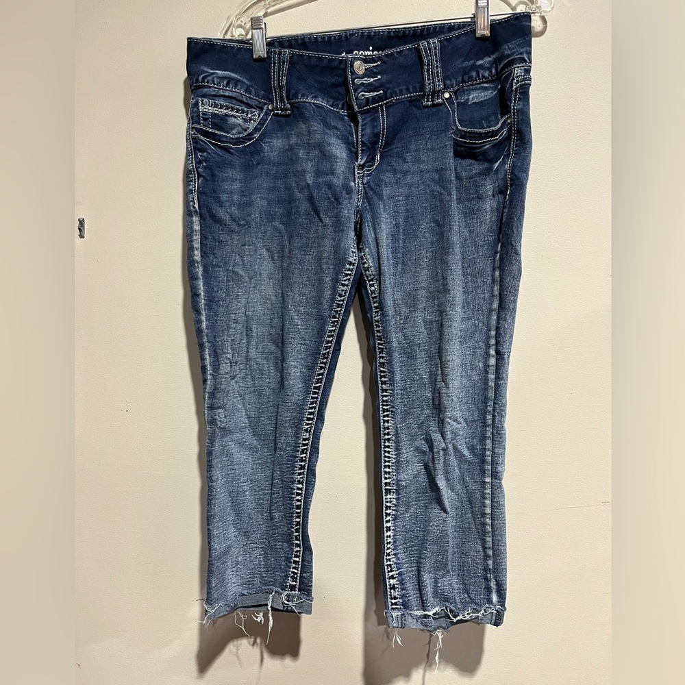 Short & Sexy Series capris